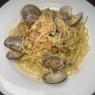 L - Linguini Lorena Pasta