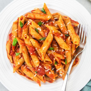 Penne Pomodoro & Basilico Pasta